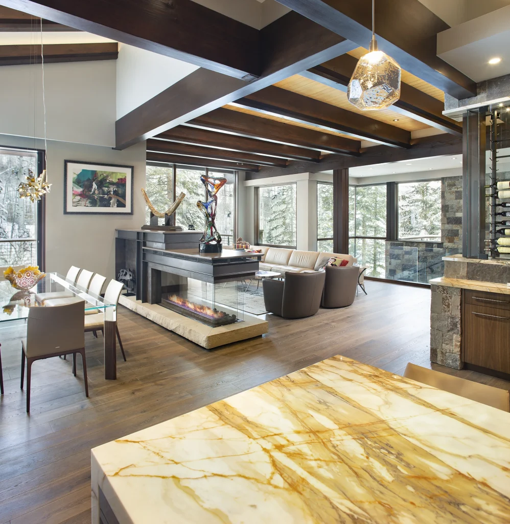 Kitchen & Living